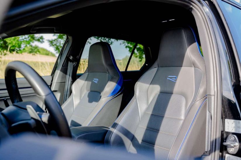 VW Golf R 4MOTION